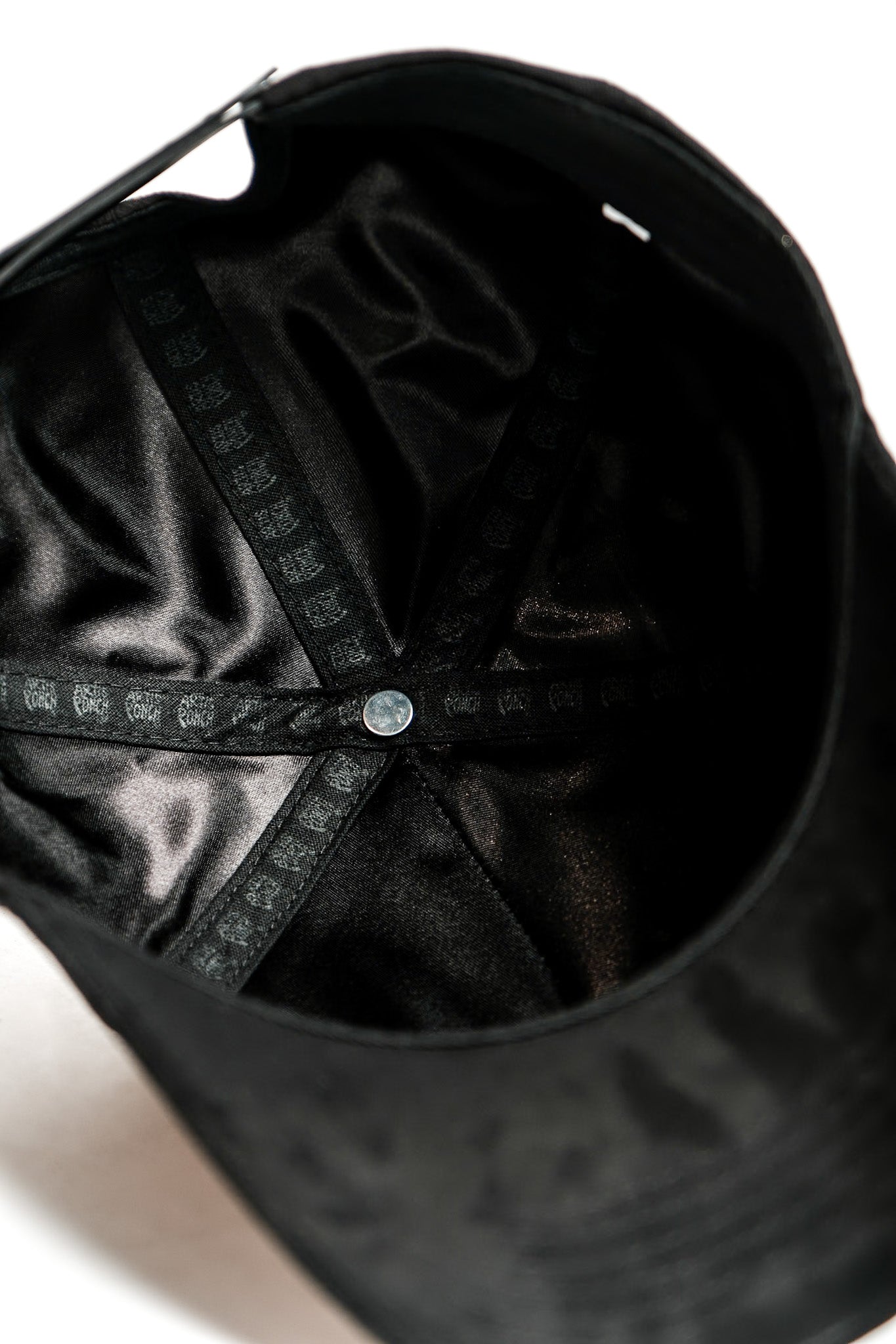 “BEAUTY OF CHAOS”